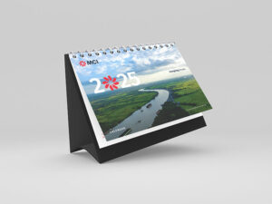 desain kalender duduk